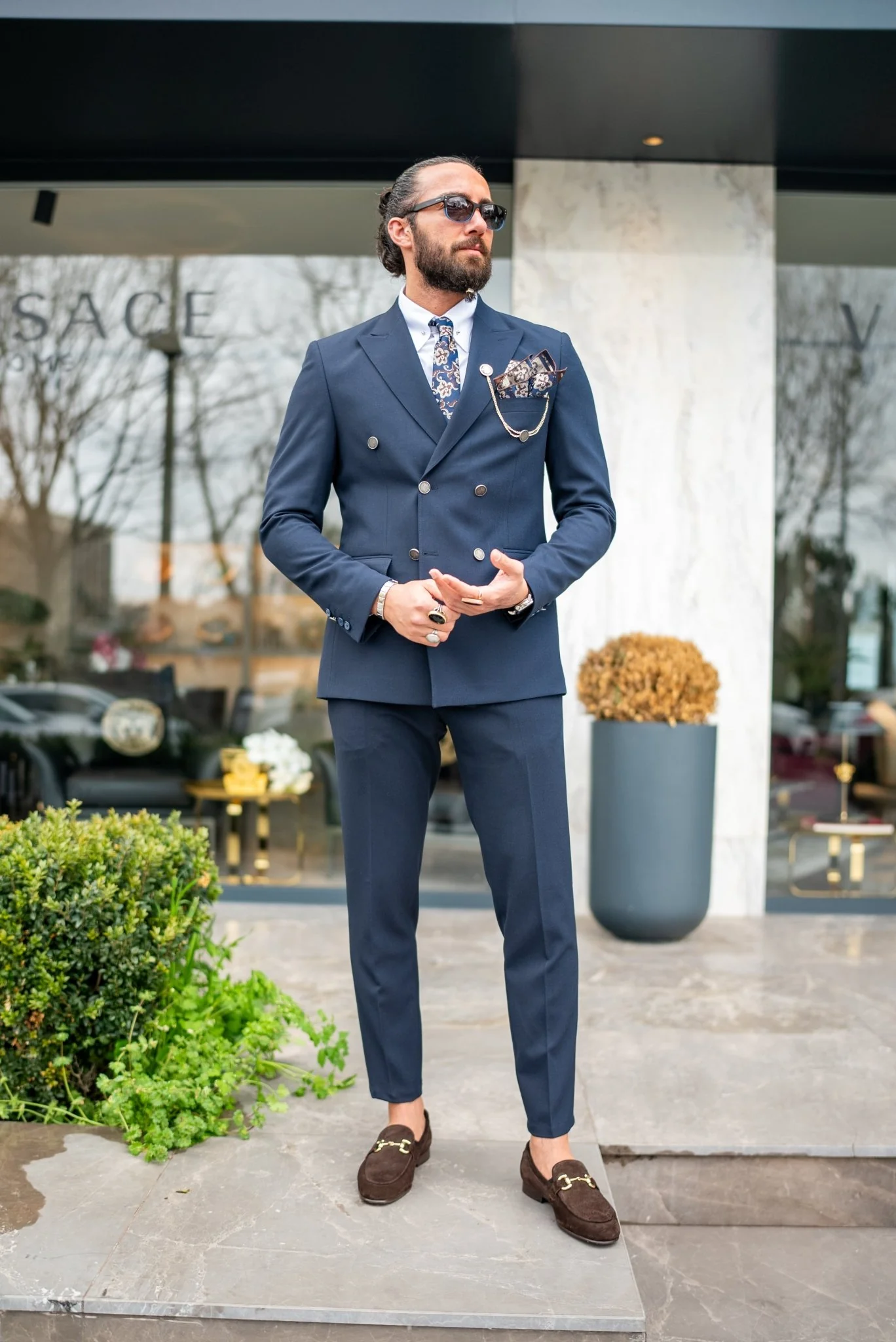 Albania Double Breasted Navy Blue Suit - Image 5