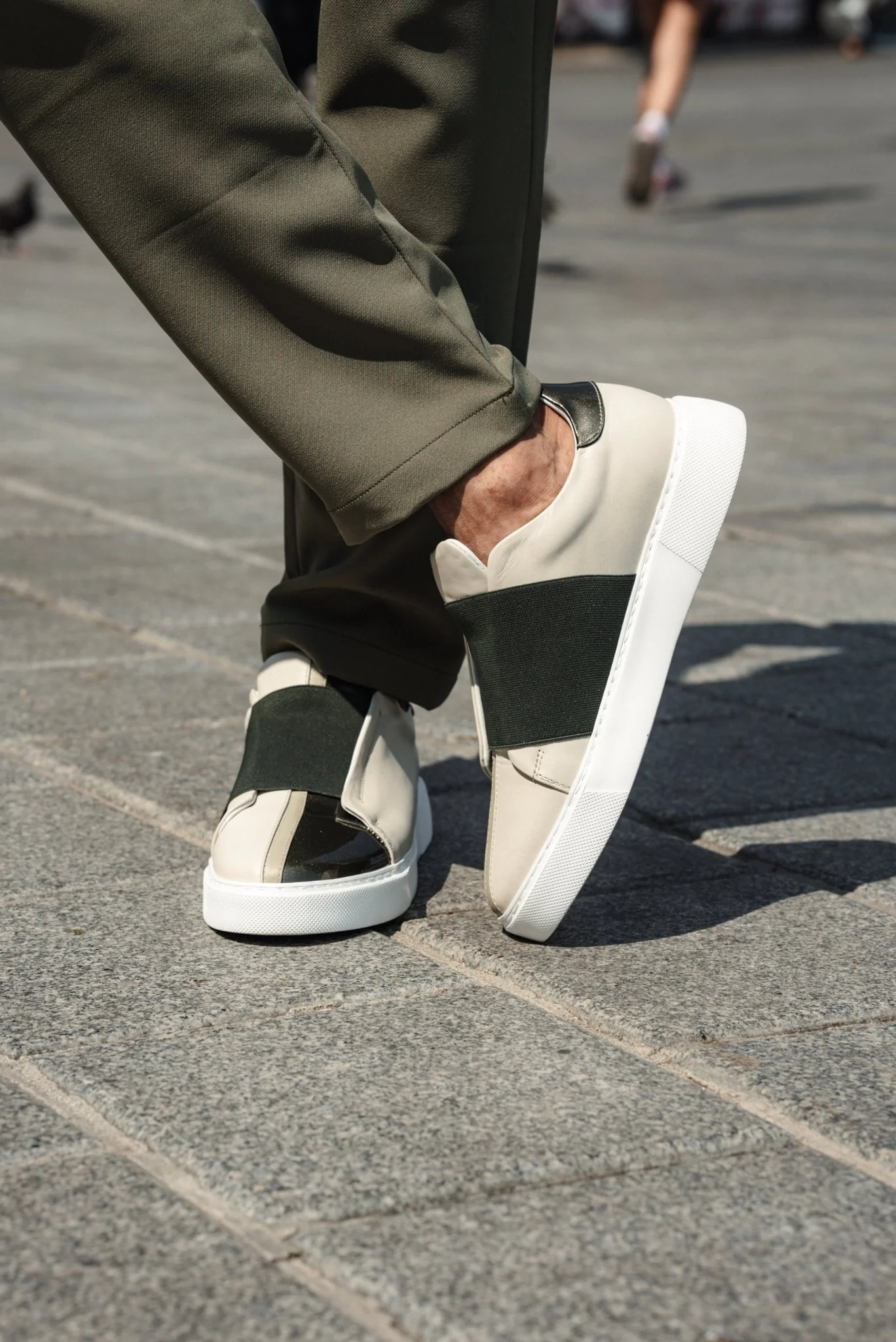 Beige & Khaki Sneakers. - Image 3