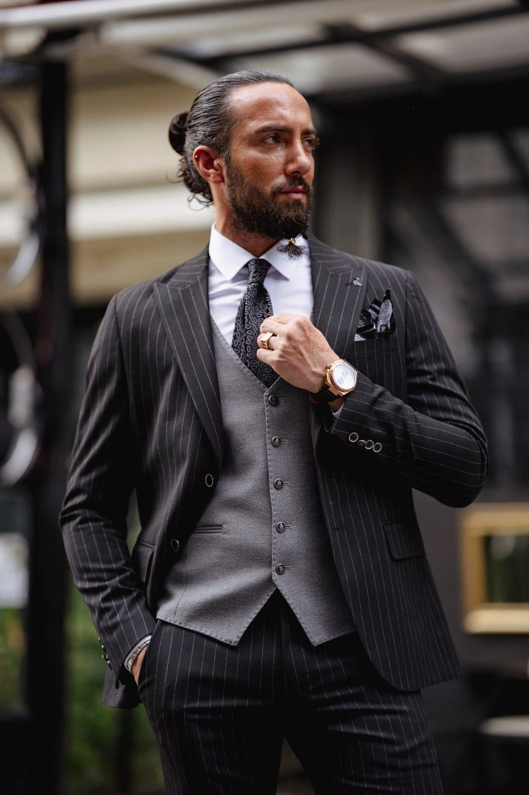 Burj Black Suit - Image 4