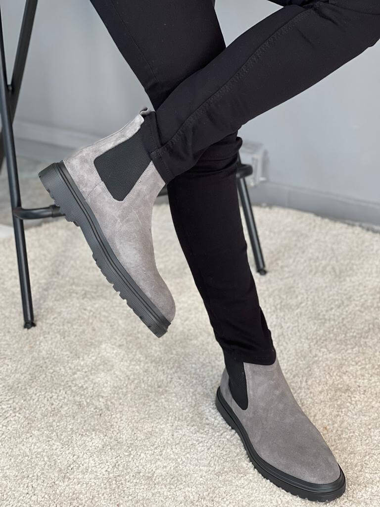 Brava Suede Chelsea Boots - Image 4
