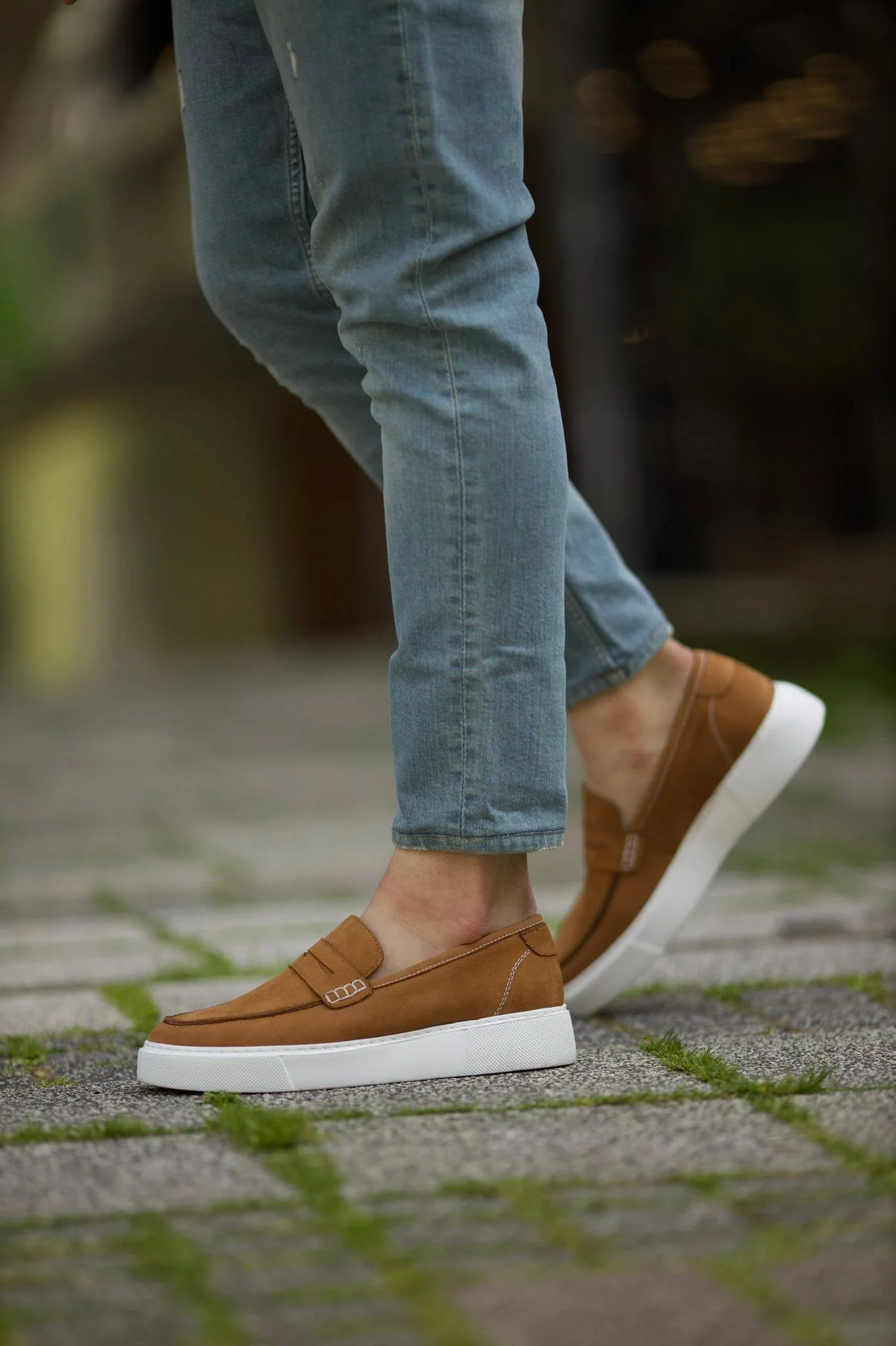 Valencia Camel Nubuck Loafers. - Image 3