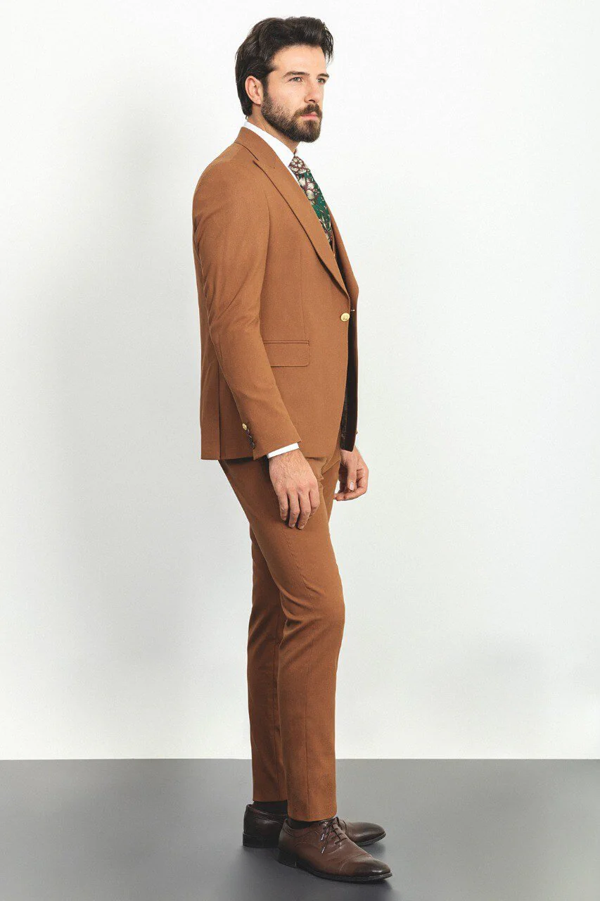 HolloMen's Camel 3-Piece Suit - Image 2