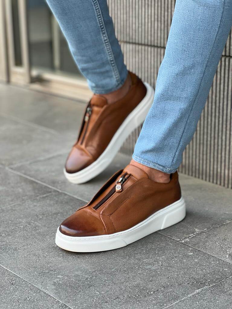 Valencia Edition - Camel Zipper Detail Sneakers. - Image 4