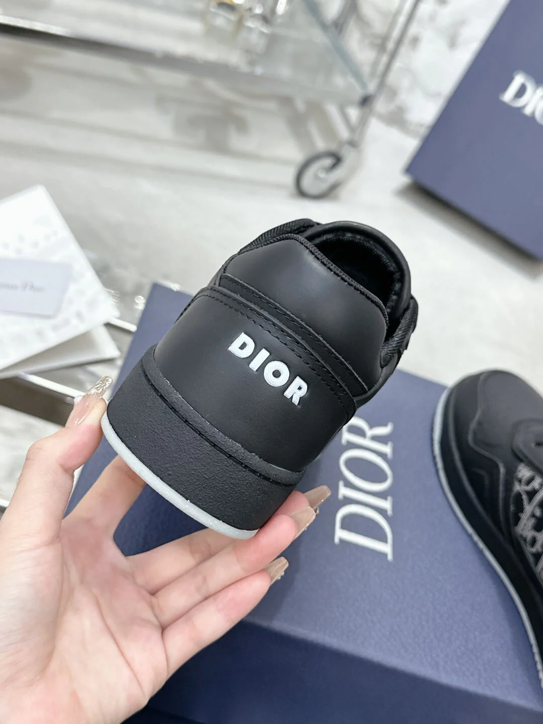 Christian Dior B27 Low-top White / Black Leather - Image 7