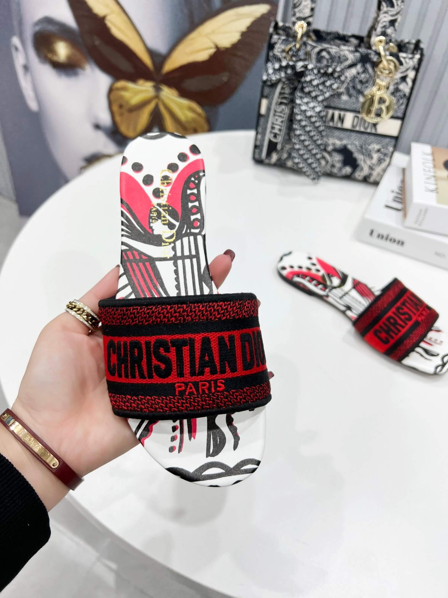 Christian Dior Bandana Dway Slides Whte & Red - Image 6