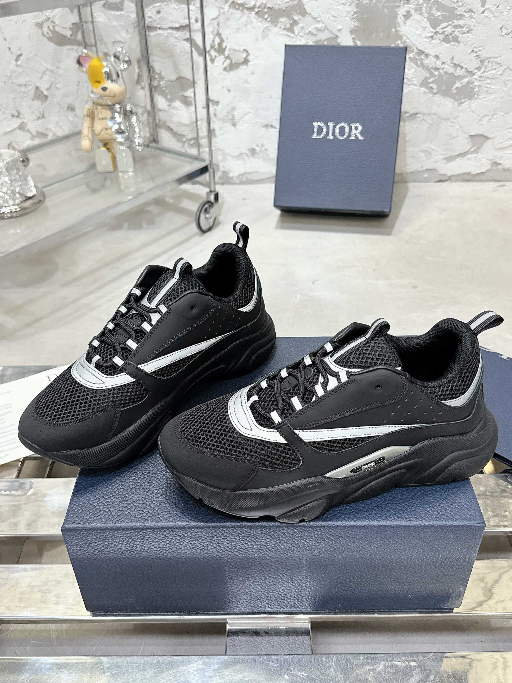 Dior B22 Light Blackout Corc Sneaker - Image 4