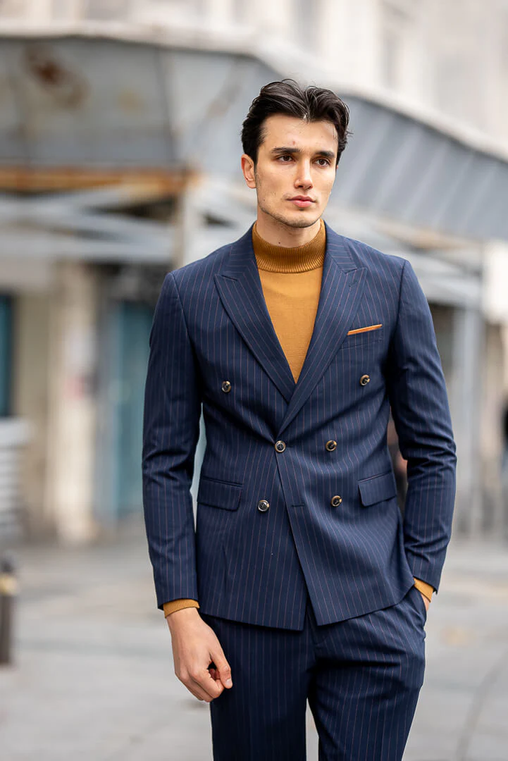 Double-Breasted Navy Blue Men's  Suit - Image 3
