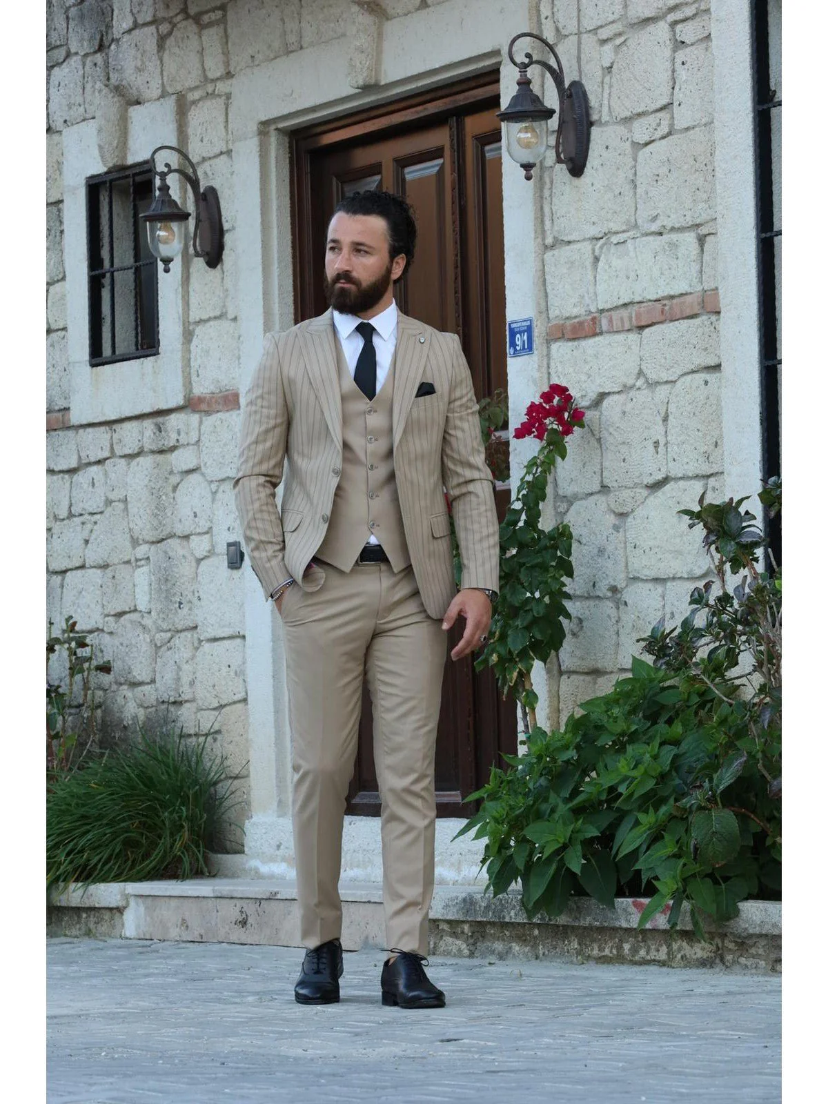 Grava Striped Cream Suit - Image 10