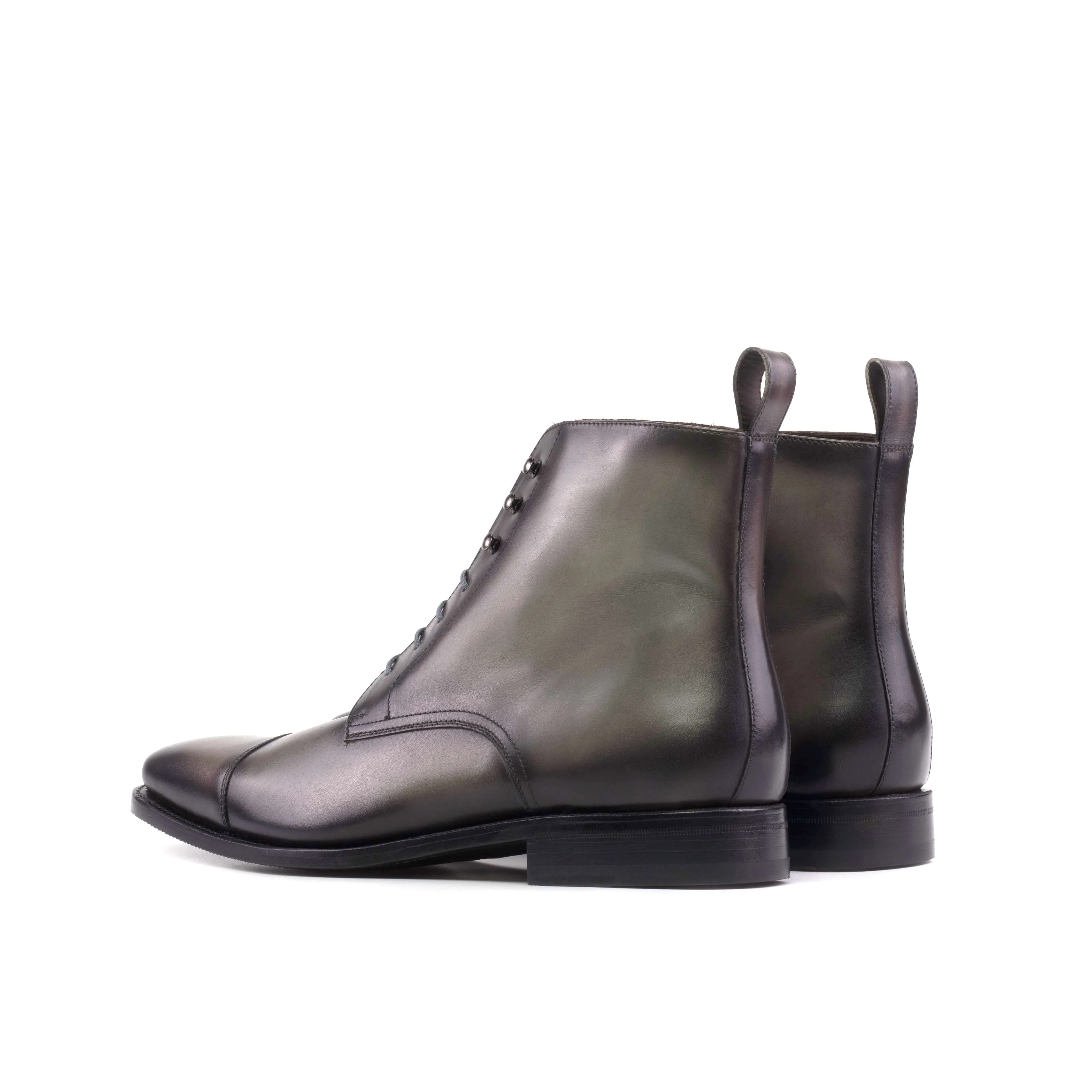 Gray Leather Jumper Boots. - Image 4