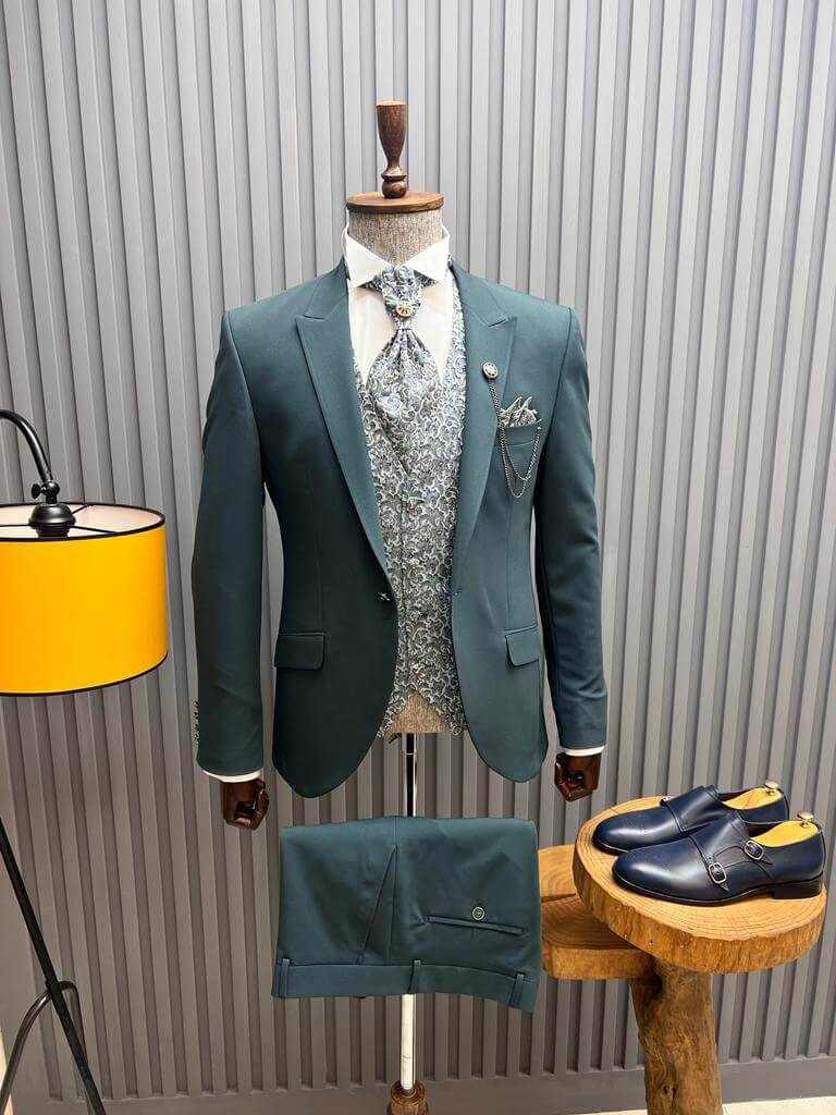 Green Tuxedo Suit - Image 4