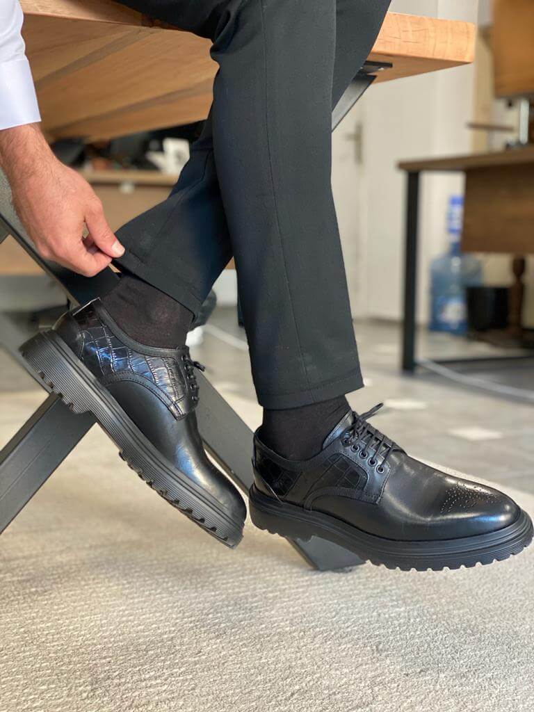 Berlin Black Leather Derby Shoes - Image 4