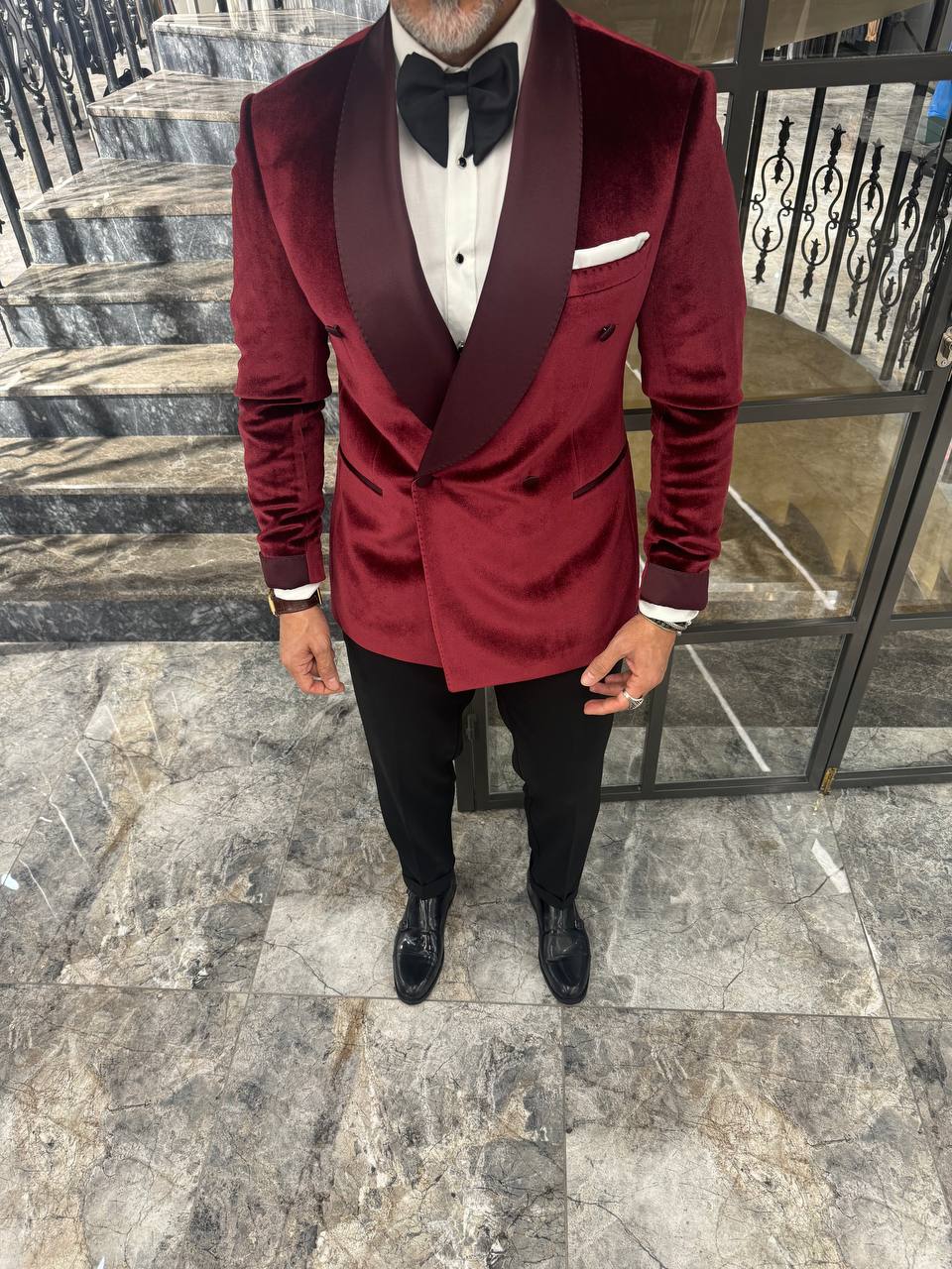HolloMen Double-Breasted Burgundy Velvet Tuxedo - Image 7