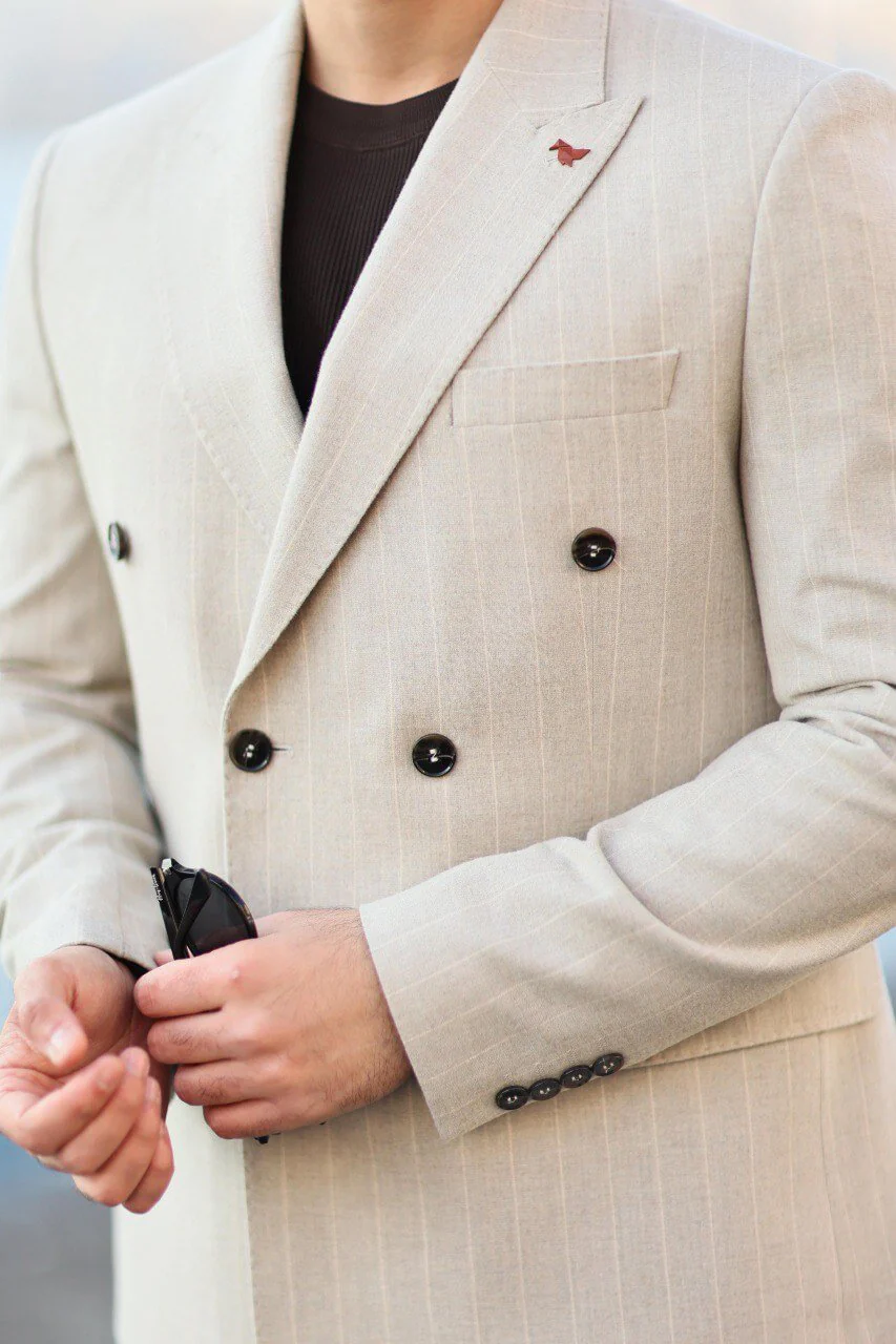 Men’s Beige Mono-Collar Double-Breasted Pinstripe Suit. - Image 4