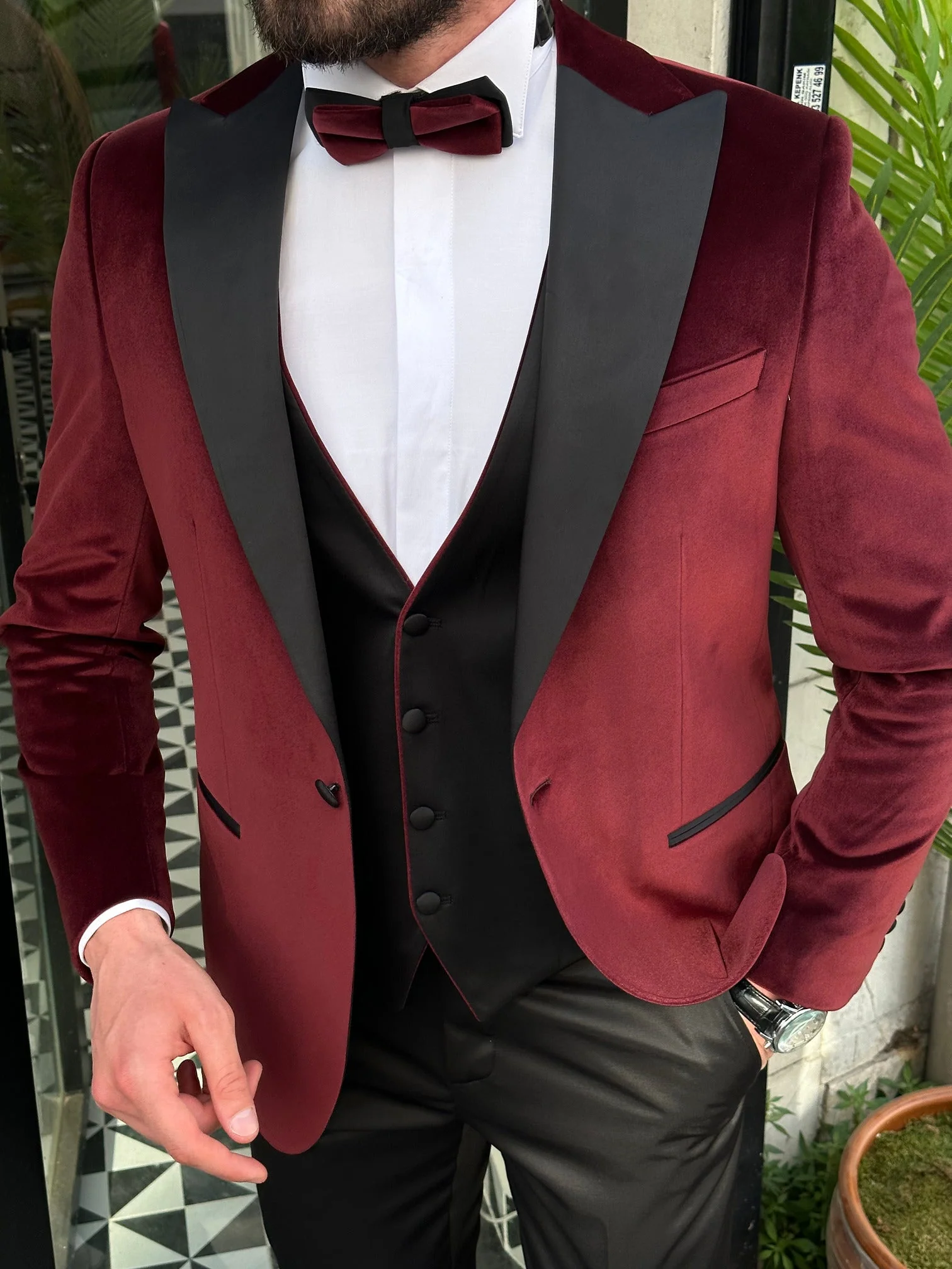 Men’s Bordeaux Velvet Peak Lapel 3-Piece Tuxedo. - Image 16