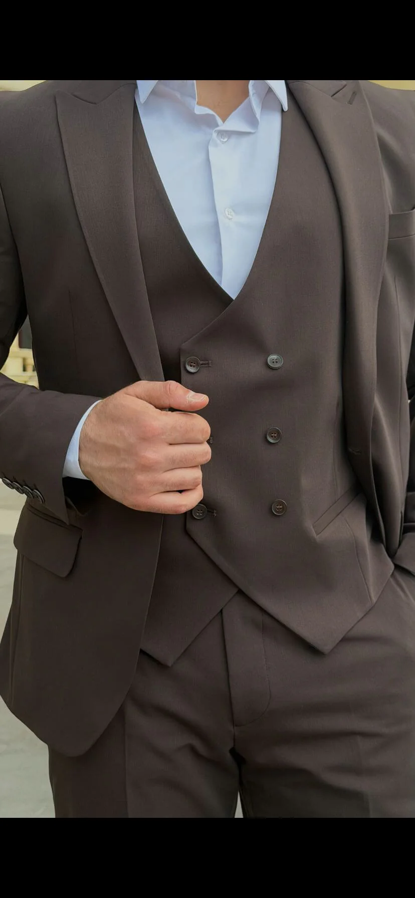 Men’s Brown Shawl Lapel Three Piece  Suit. - Image 5