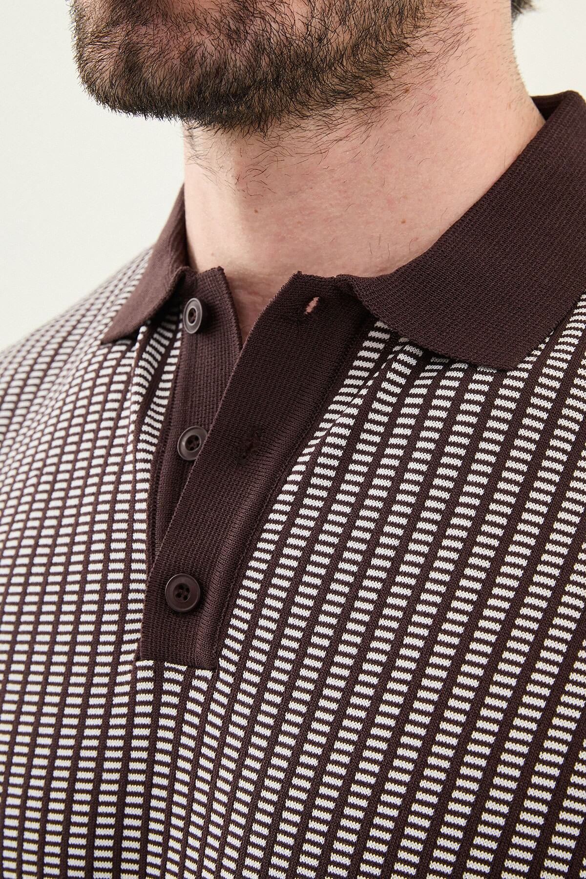 Men’s Brown Slim Fit Patterned Knit Polo Shirt - Image 3