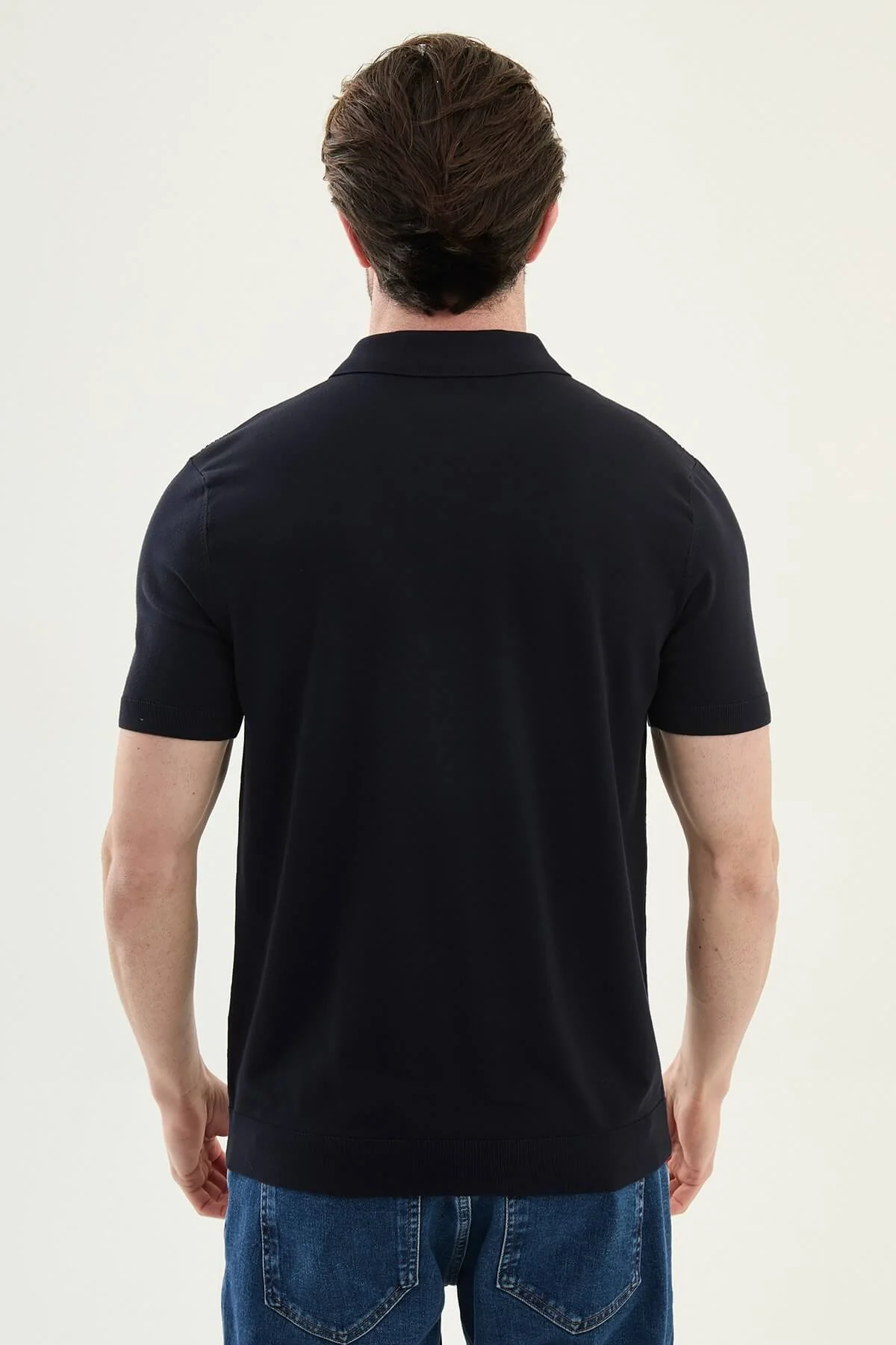Men’s Navy Blue Textured Zip Collar Knit Polo Shirt. - Image 4