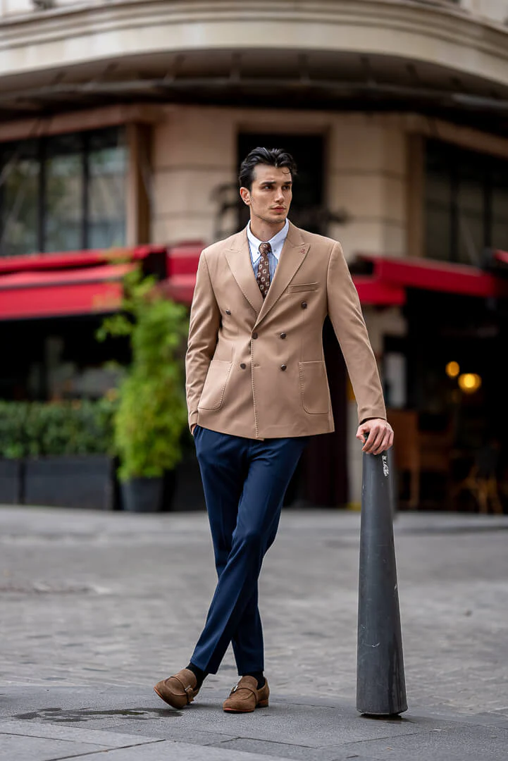 Men's Beige Double-Breasted Blazer. - Image 2