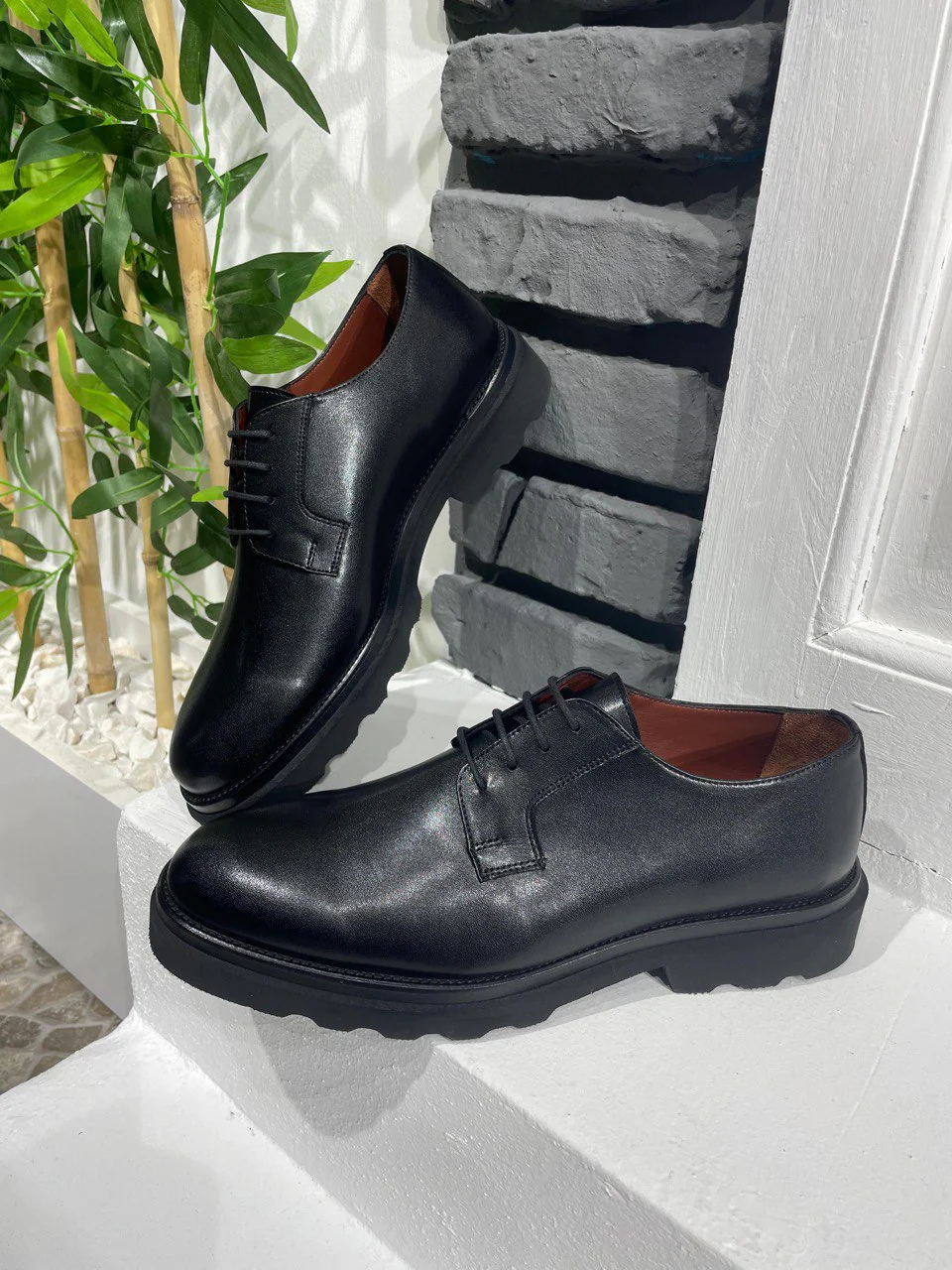 Men's Black Leather Derby Shoes. - Image 4