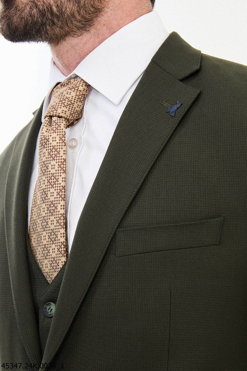 Olive Green Three-Piece Men's Suit. - Image 3