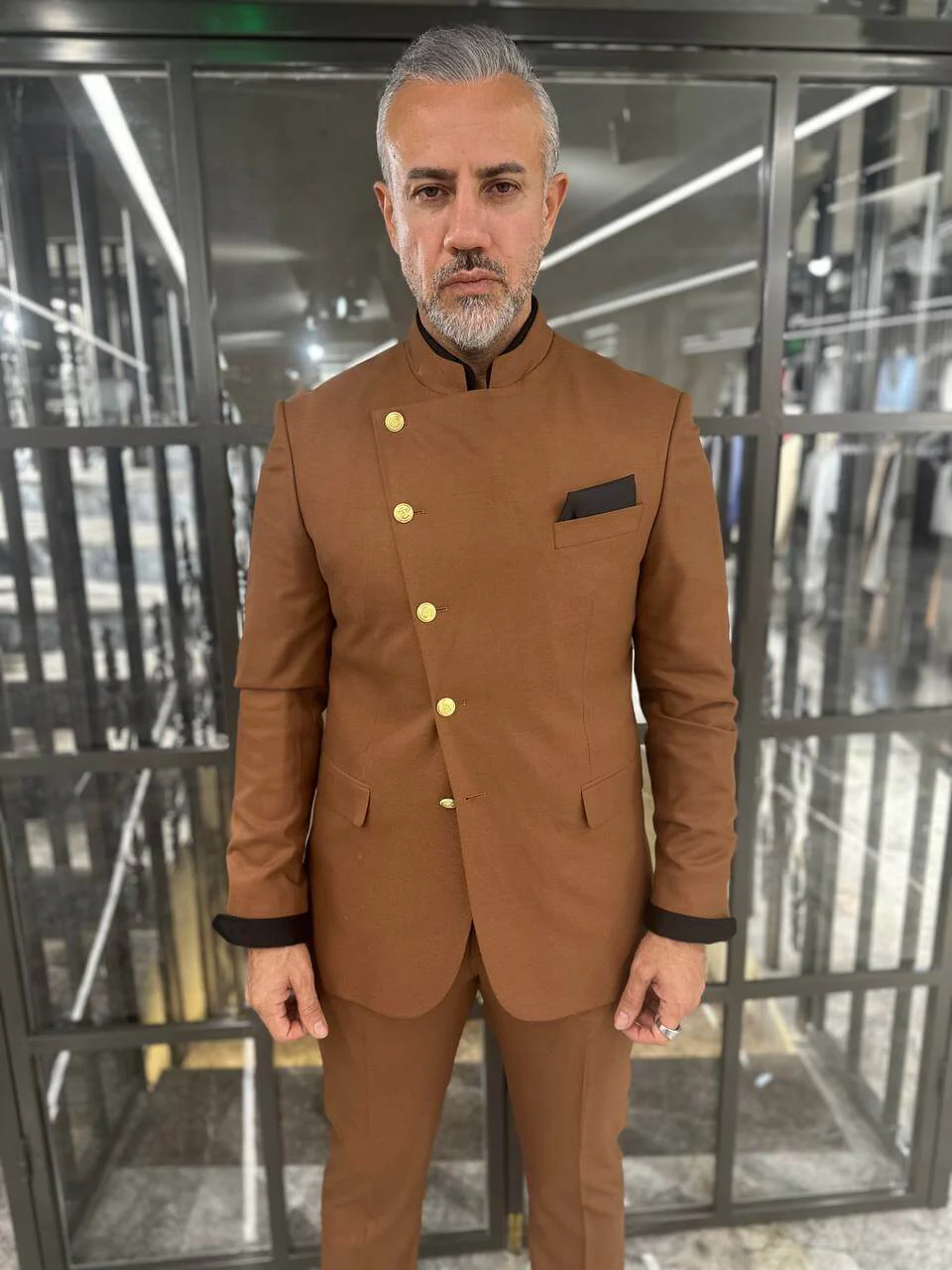 Regal Amber Mandarin Suit - Image 4