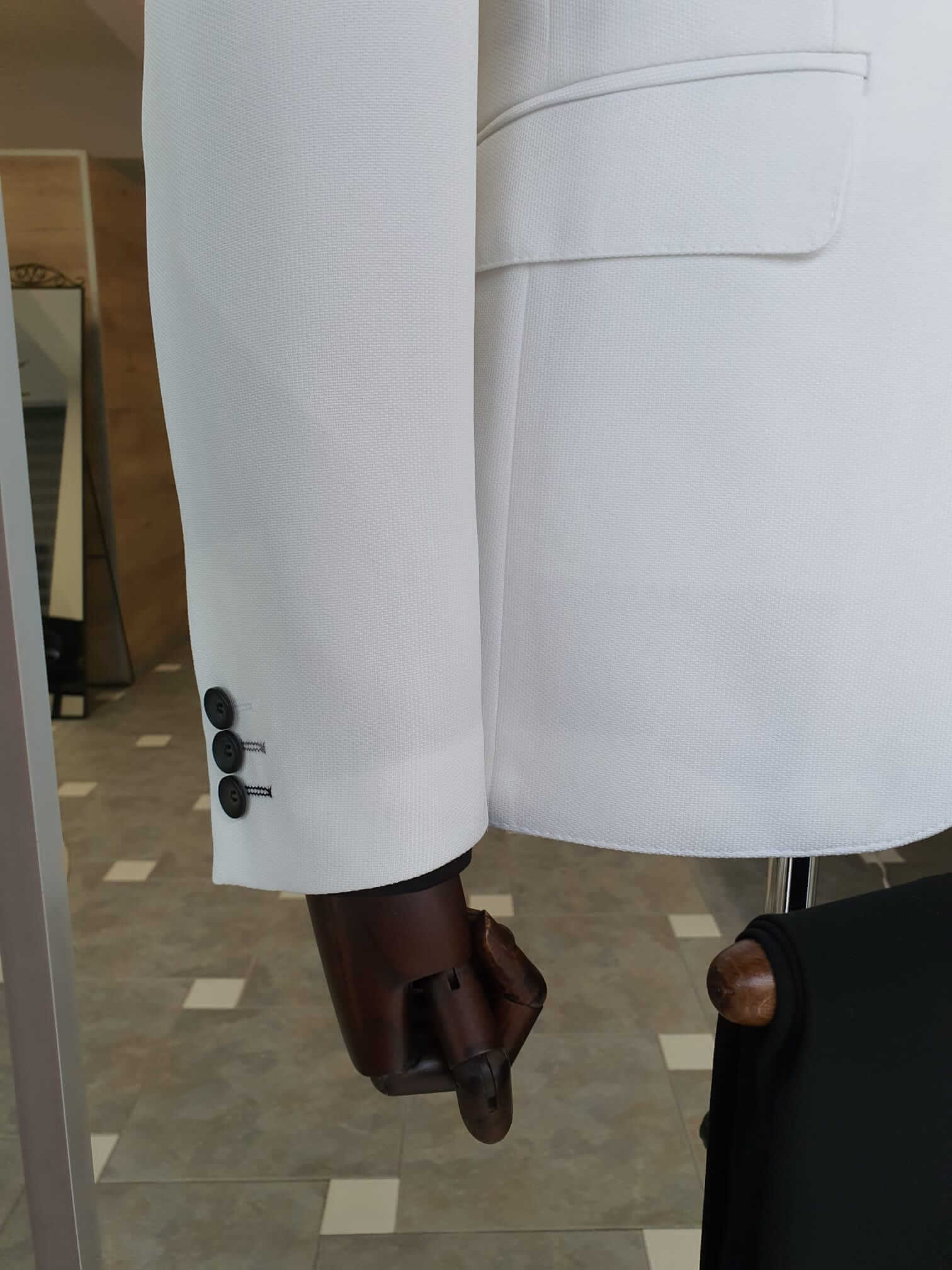 SlimFit White Jacket - Image 4