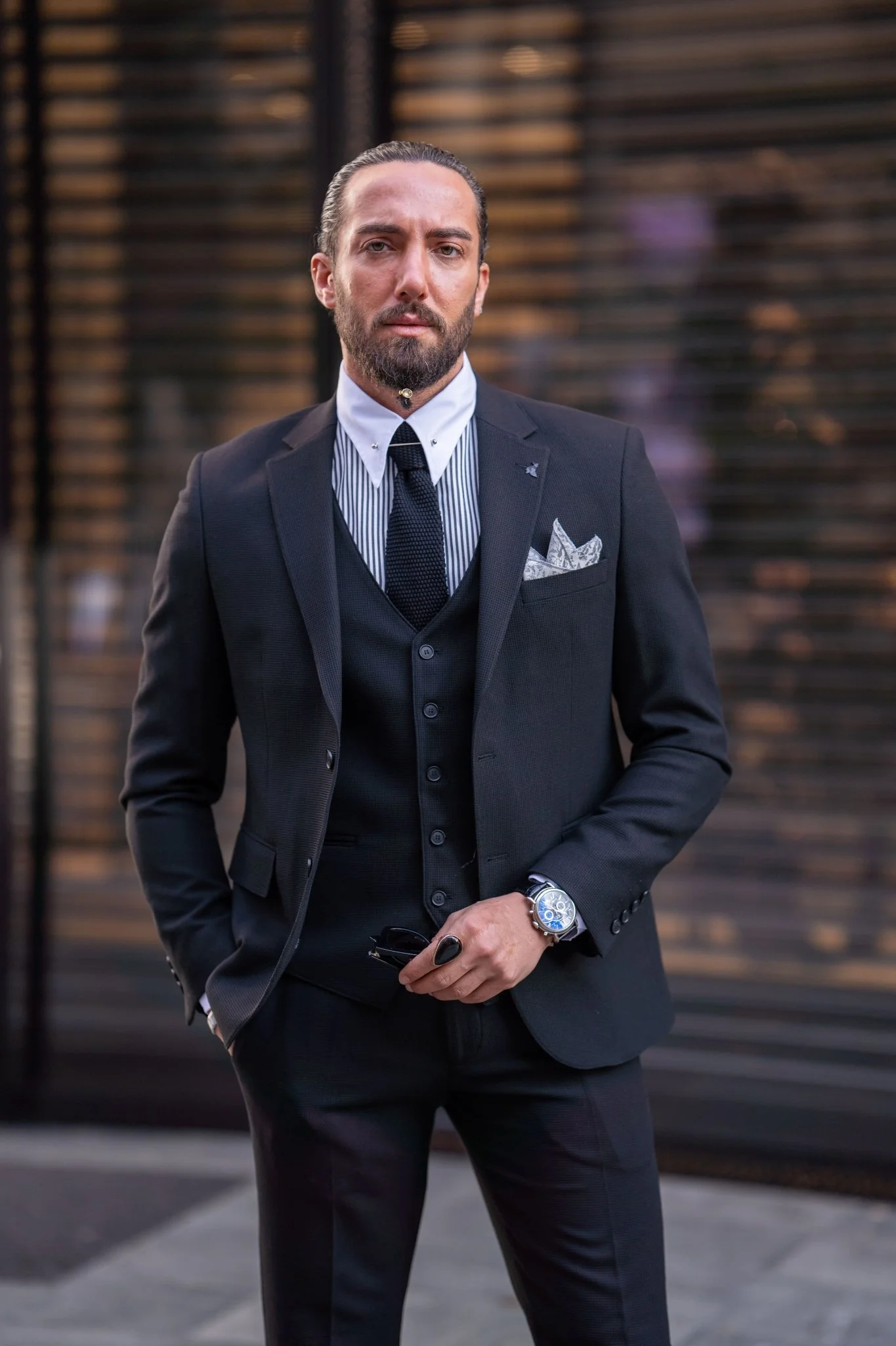 Victoria Black Suit - Image 5