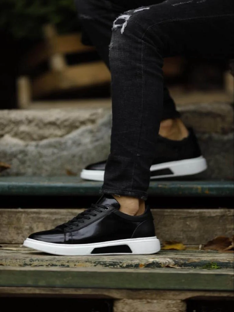 Zurich Casual Black Leather Sneakers - Image 2